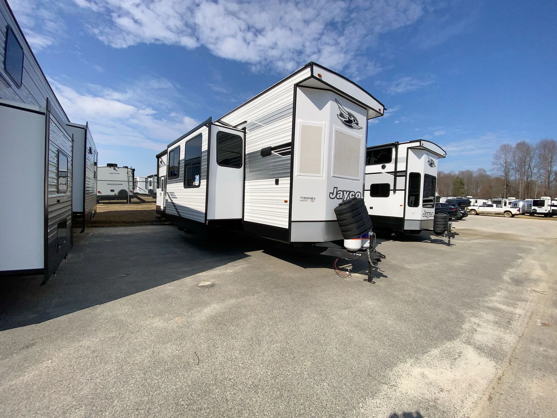 2026 Jayco Jay Flight Bungalow 404LOFT DS