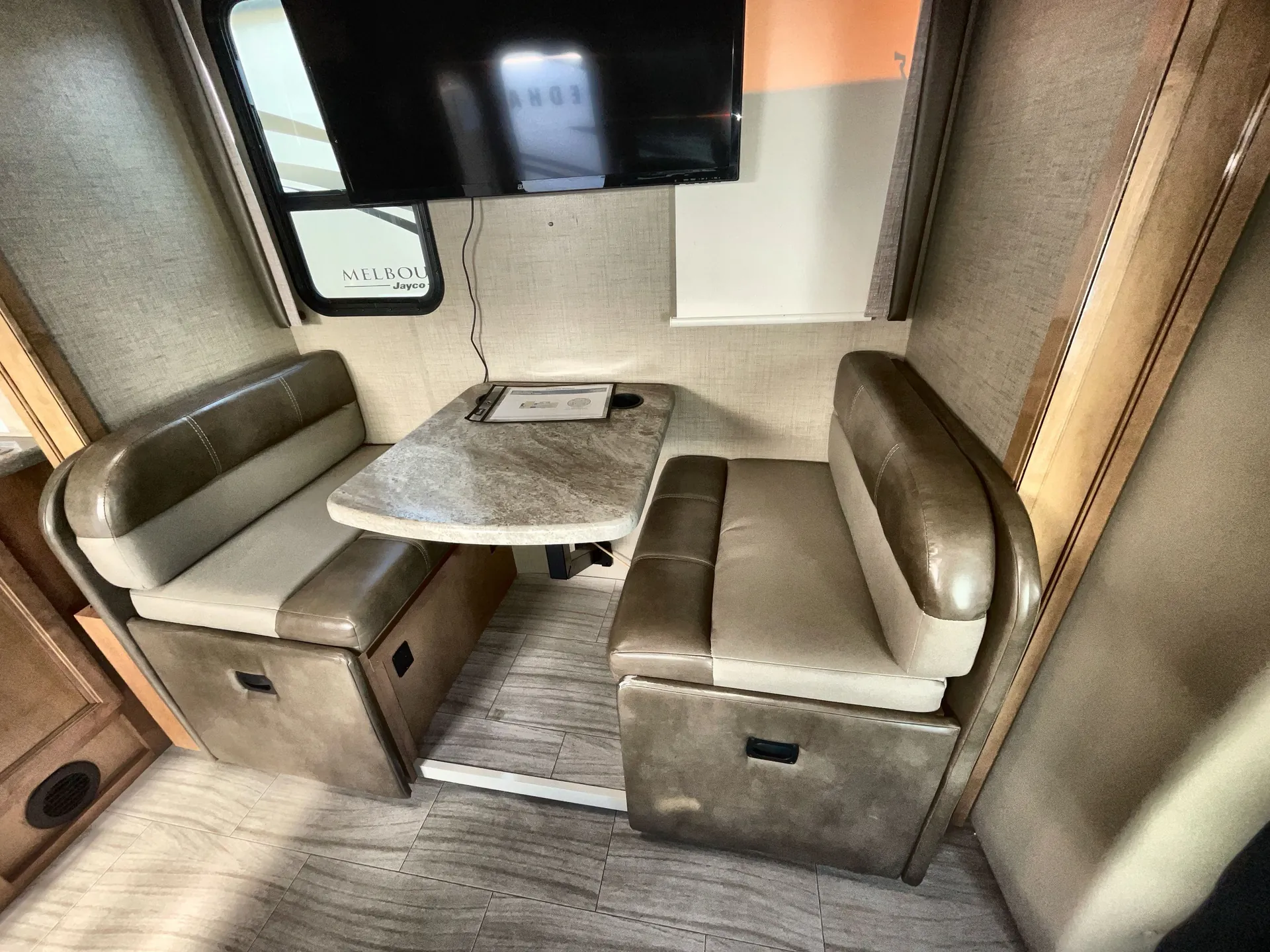 2020 Thor Motor Coach Quantum Sprinter CR24 — living area main