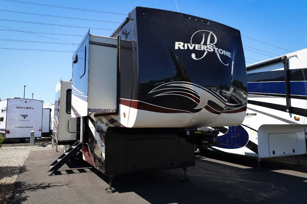 2019 Forest River RiverStone 39FK - Photo 2