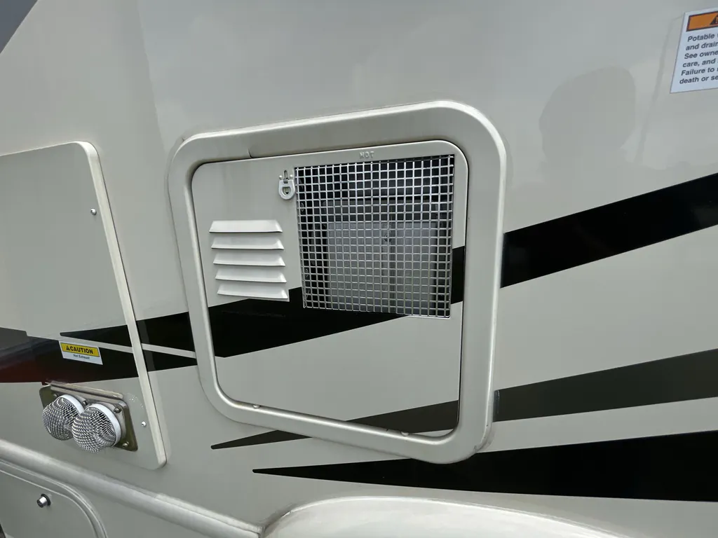 2023 Thor Motor Coach Axis 24.3, Photos photo 20