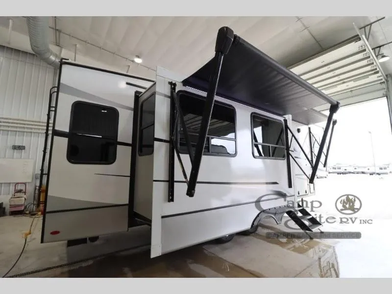 2024 Keystone Cougar 290RLS - Photo 3