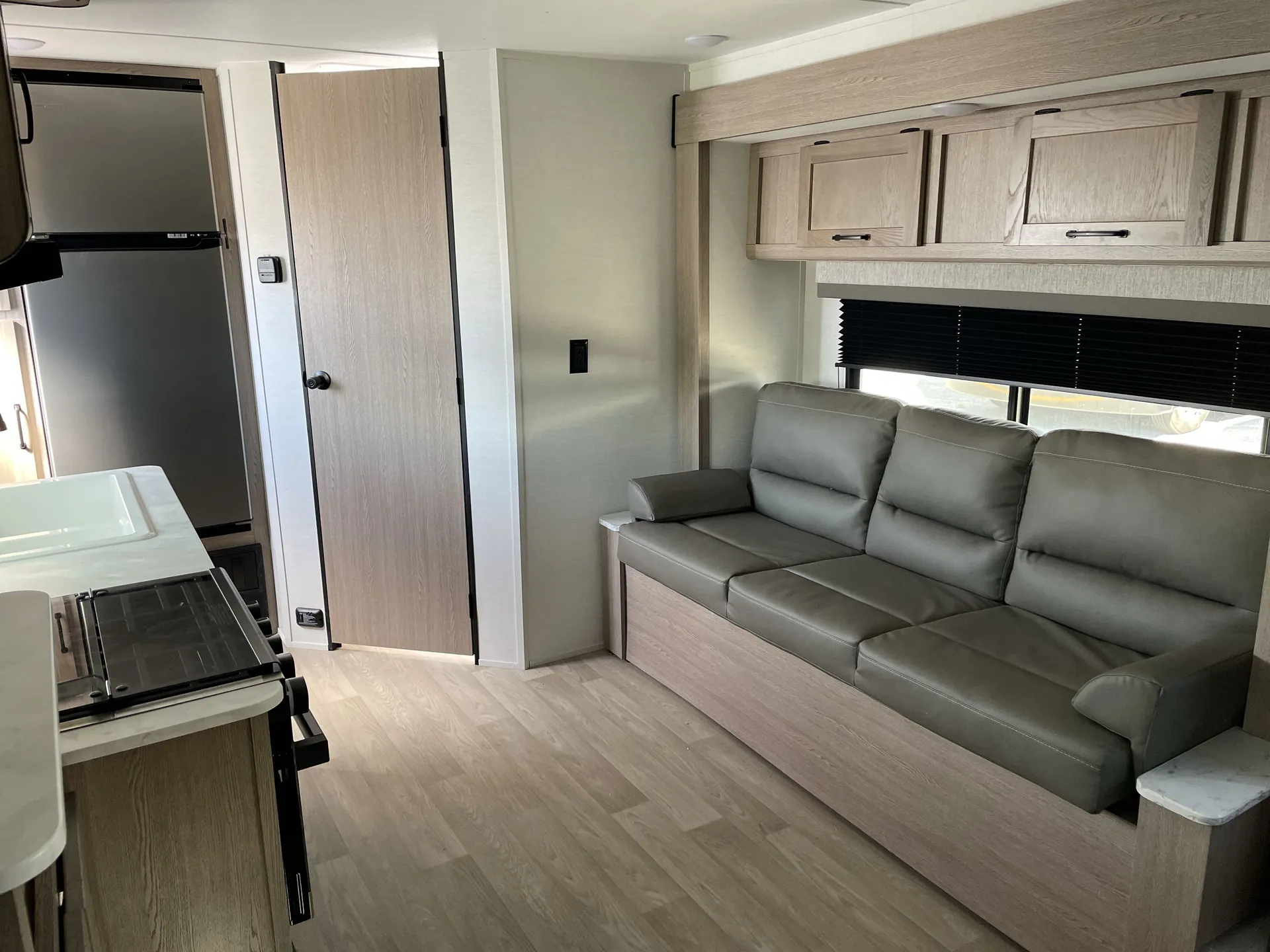 2026 Gulf Stream Enlighten 21RBS — living area main