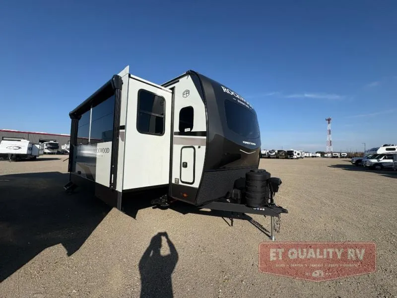 2026 Forest River Rockwood Signature 8339FK - Photo 2