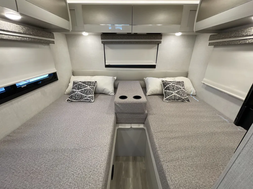 2026 Thor Motor Coach Axis 26.2, Photos photo 28
