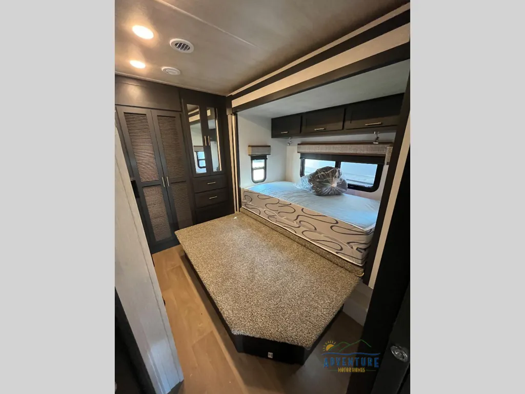2027 Nexus Maximus 34MX, Photos photo 10
