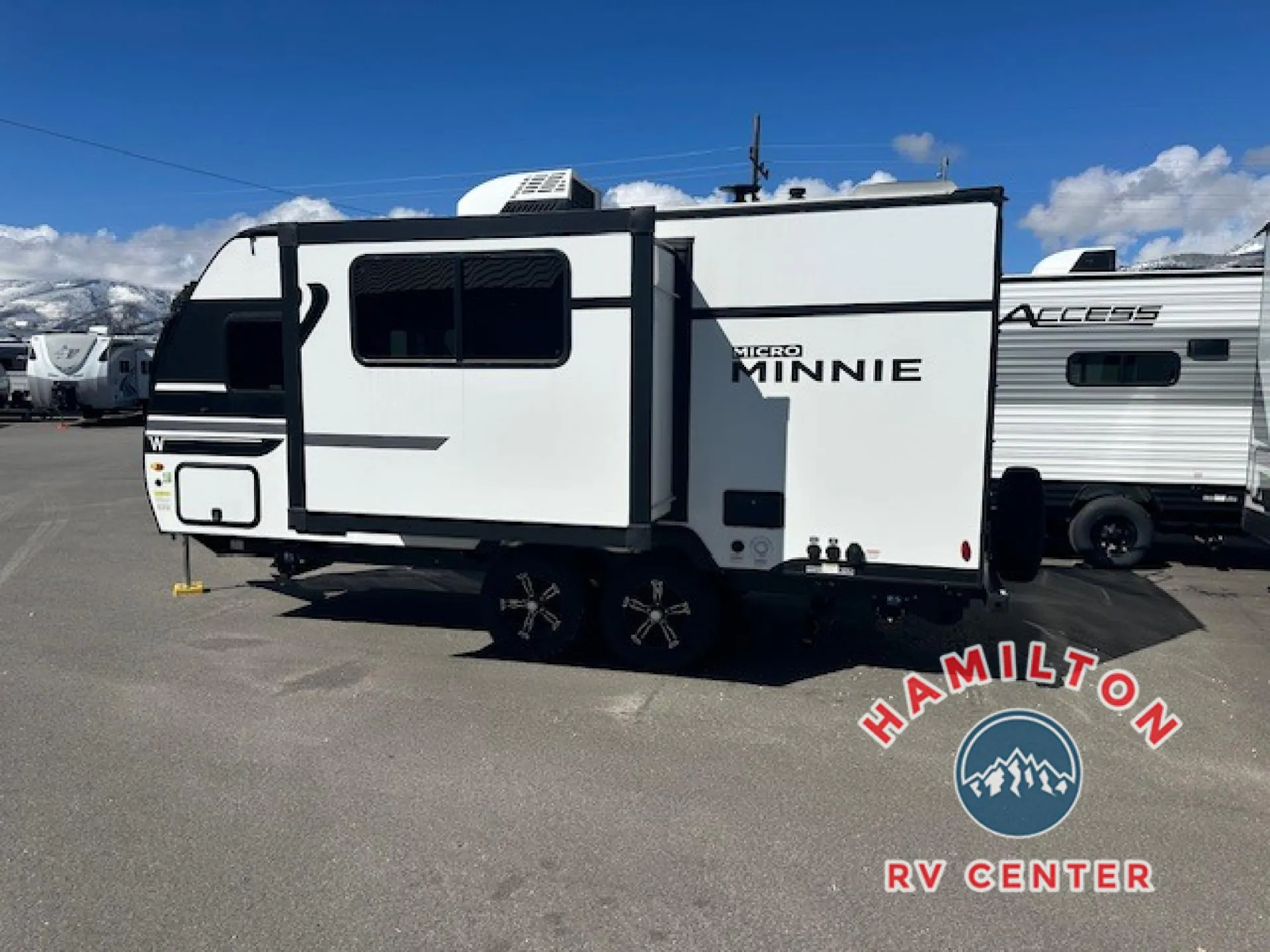 2025 Winnebago Micro Minnie 1821FB - Photo 4