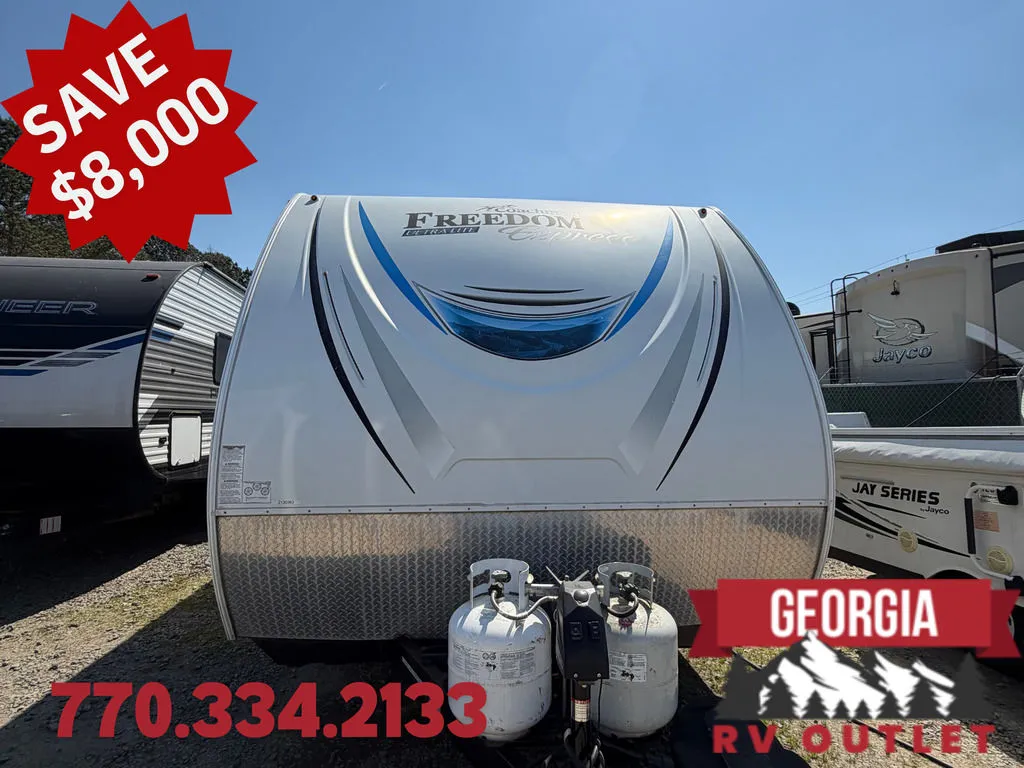 2018 Cruiser RV Radiance R-28QD - Photo 3