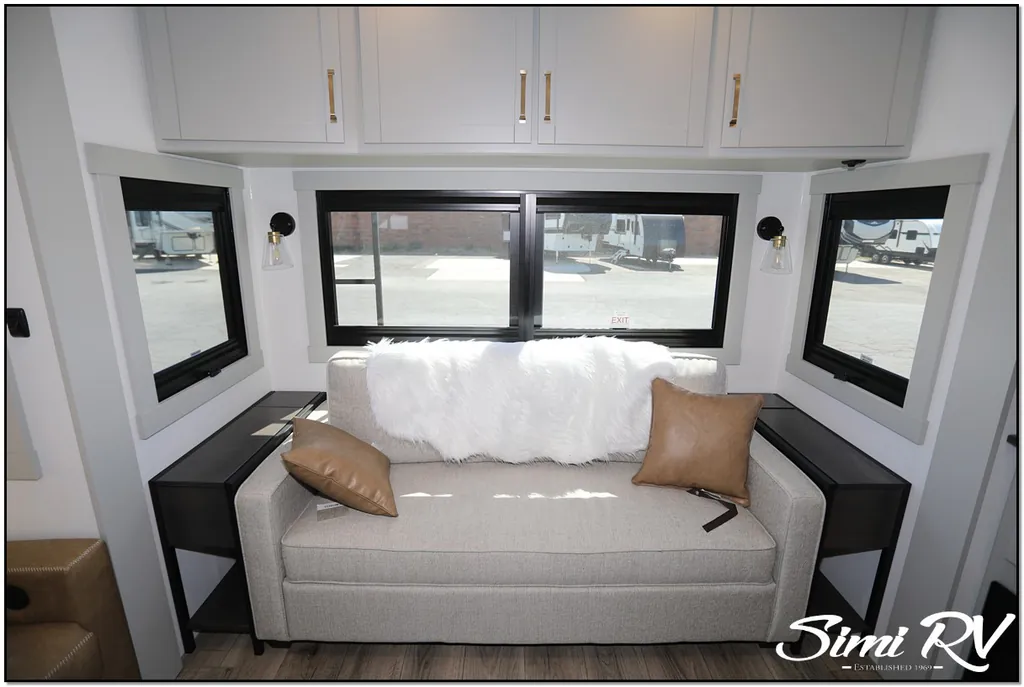 2026 Brinkley Model Z 3600, Photos photo 53