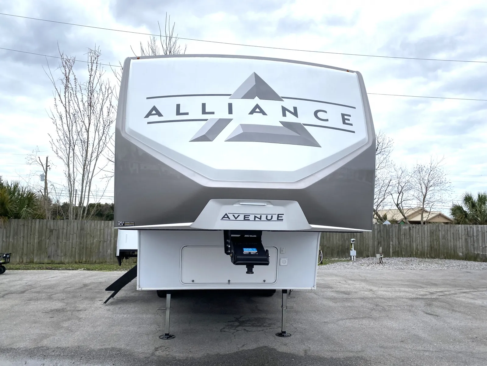 2026 Alliance RV Avenue 25RL - Photo 4