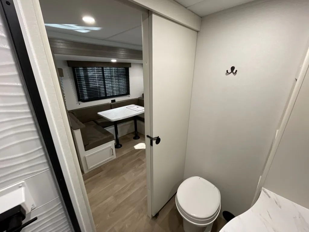 2027 Grand Design Transcend 335BHT, Photos photo 28
