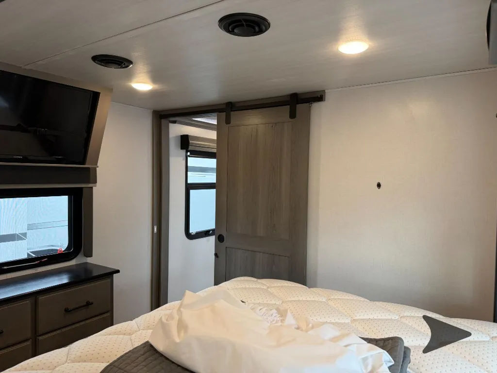 2022 Keystone Montana 3231CK, Photos photo 80