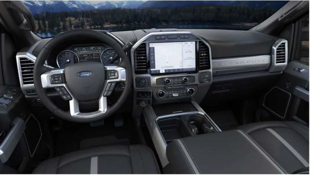 2022 SportChassis™ LH3 Super Duty 4x4 SportChassis™ - Photo 3