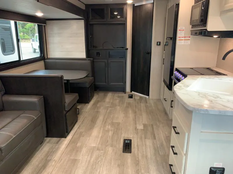 2023 Jayco Jay Flight 265RLS - Photo 4