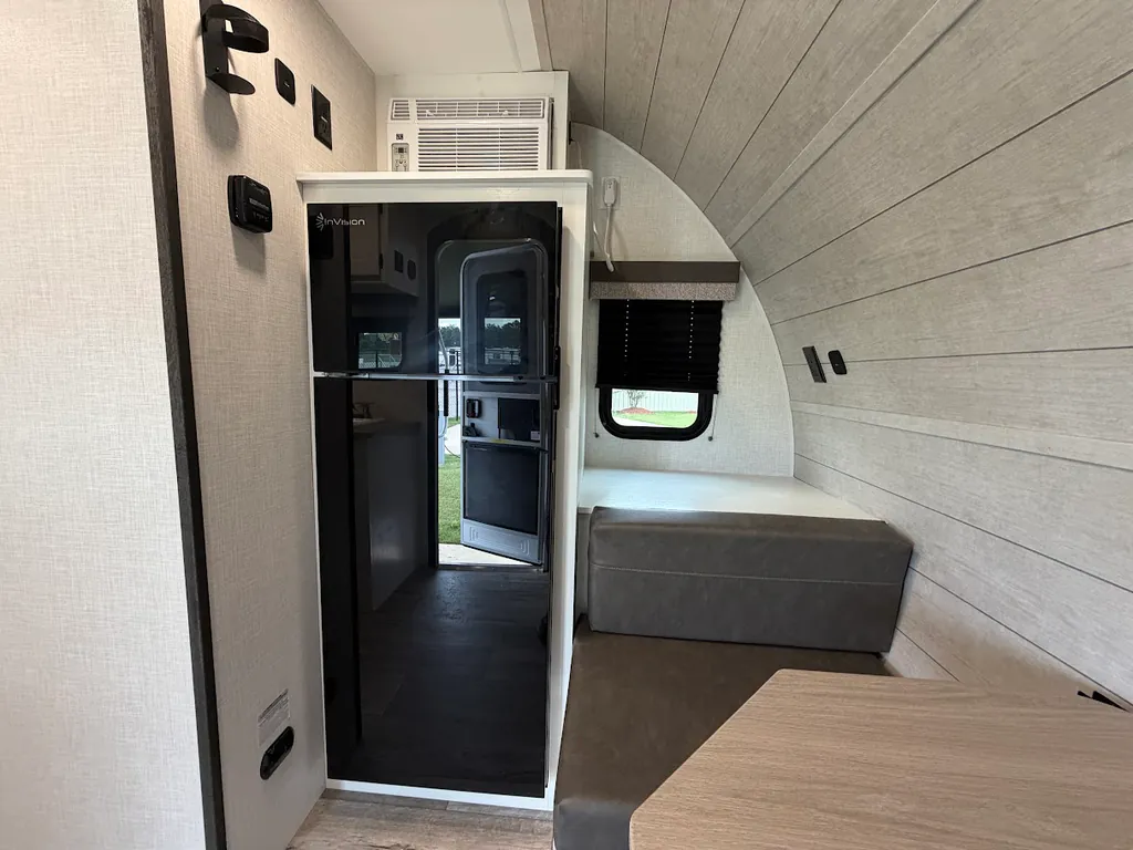 2026 Venture RV Sienna Lite SA140VFD, Photos photo 9