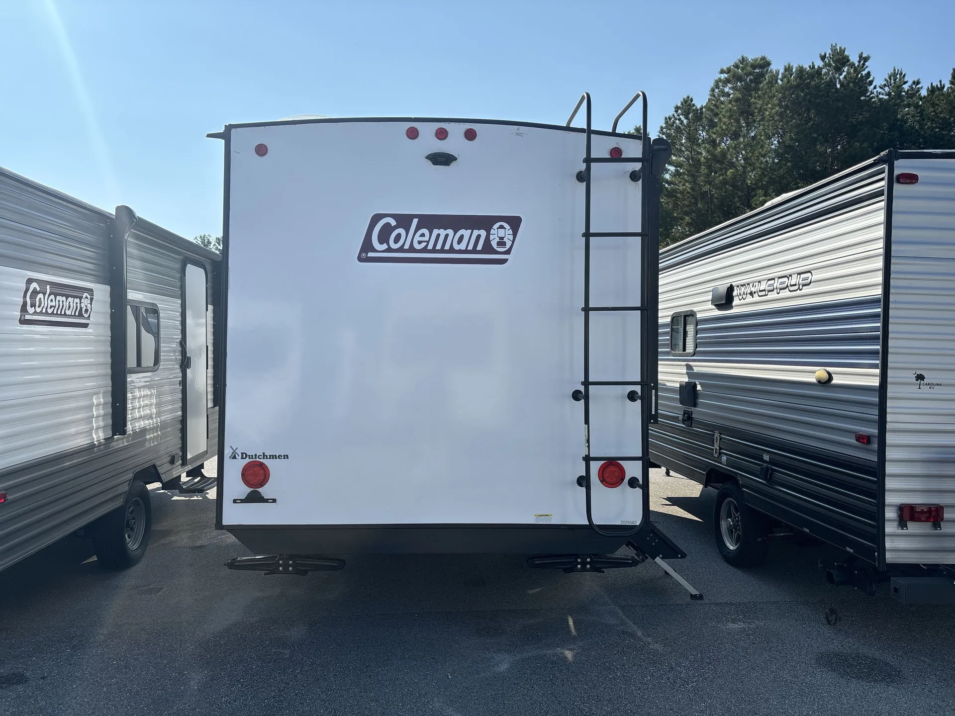 2022 Dutchmen Coleman Rubicon 1608RB — living area main