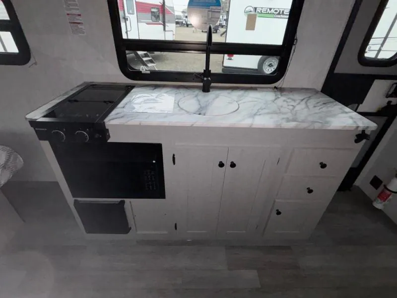 2025 Coachmen Remote 16R - Photo 4