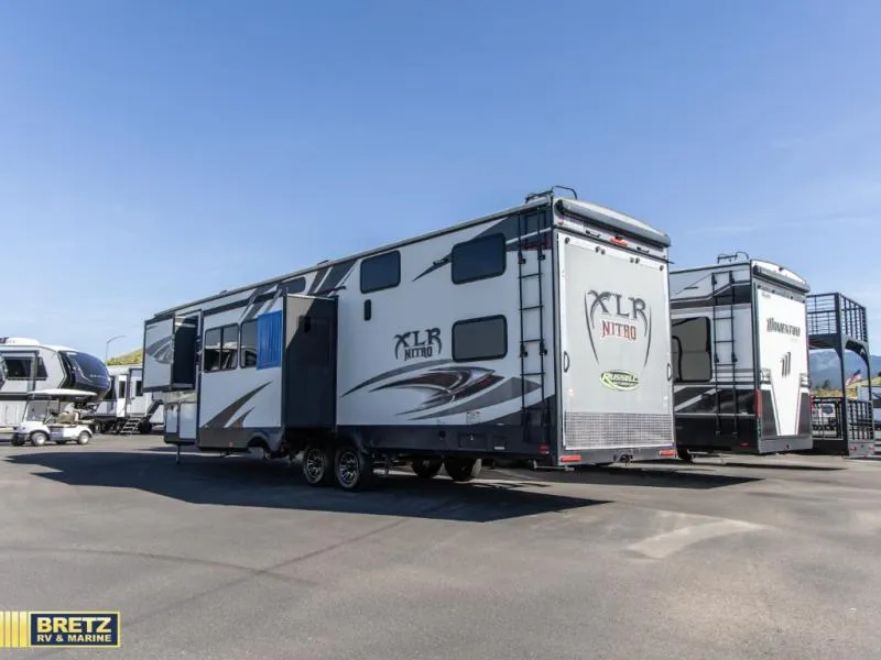 2018 Forest River RV Nitro 35VL5 - Photo 4