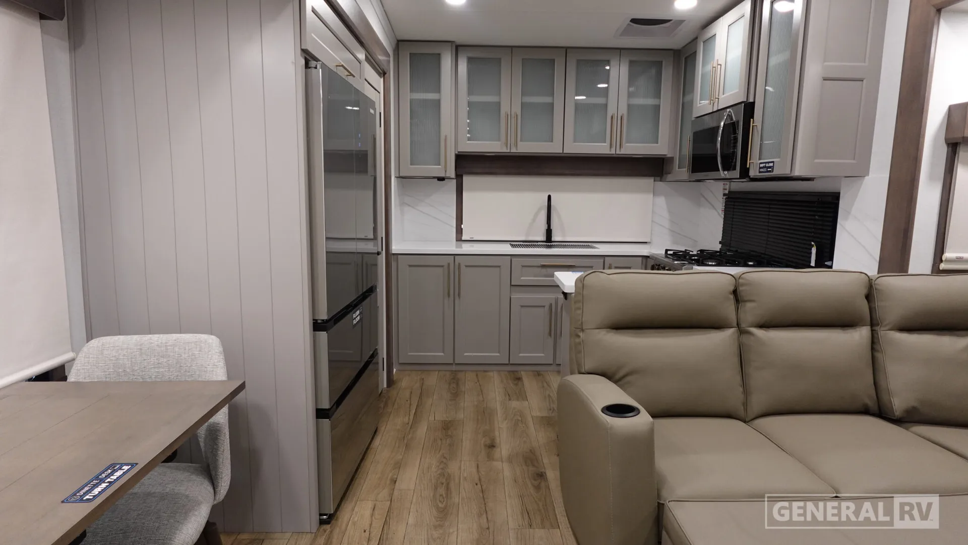2026 Alliance RV Paradigm 312RK - Photo 3