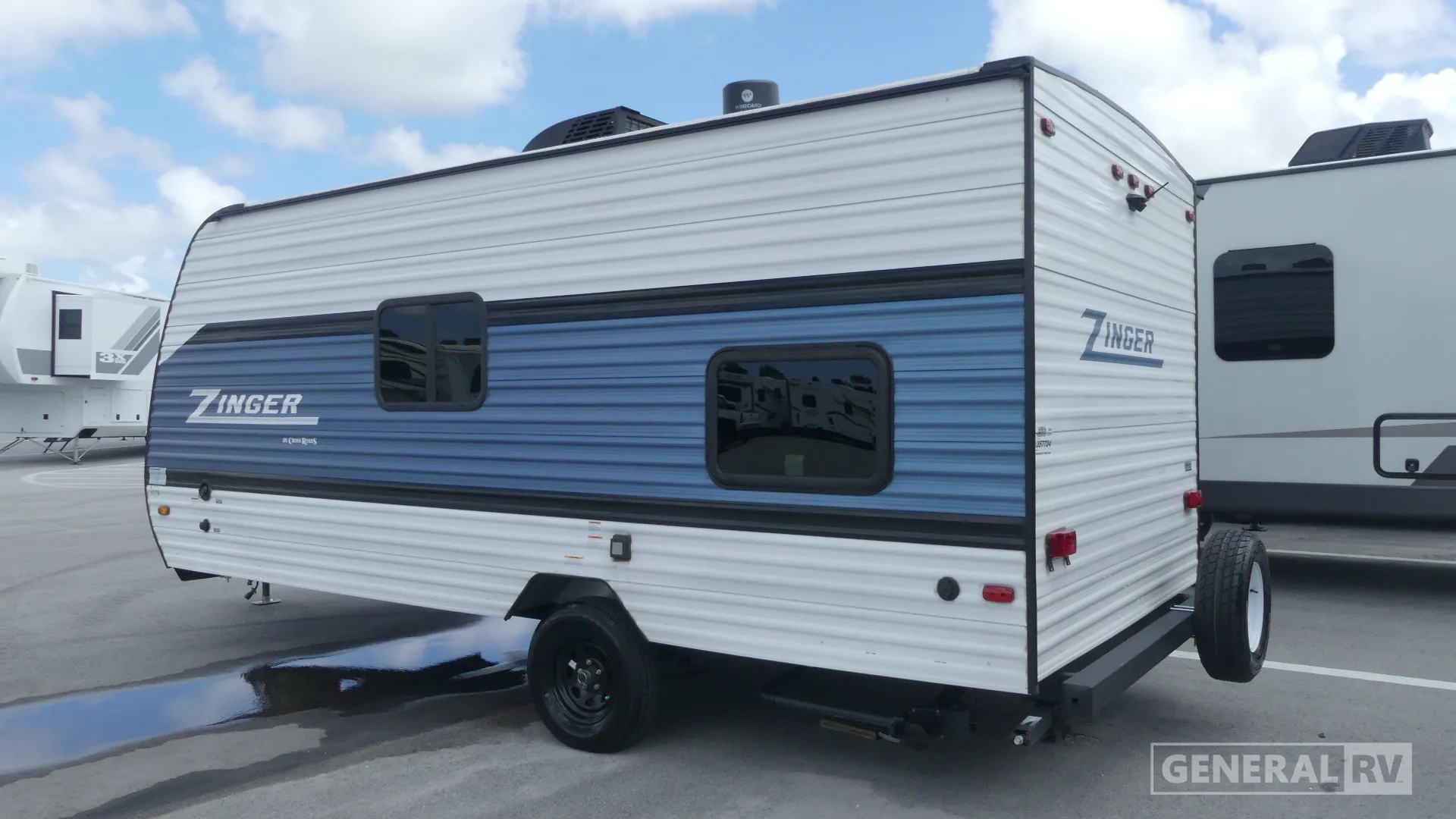 2025 Crossroads RV Zinger 18BH - Photo 4