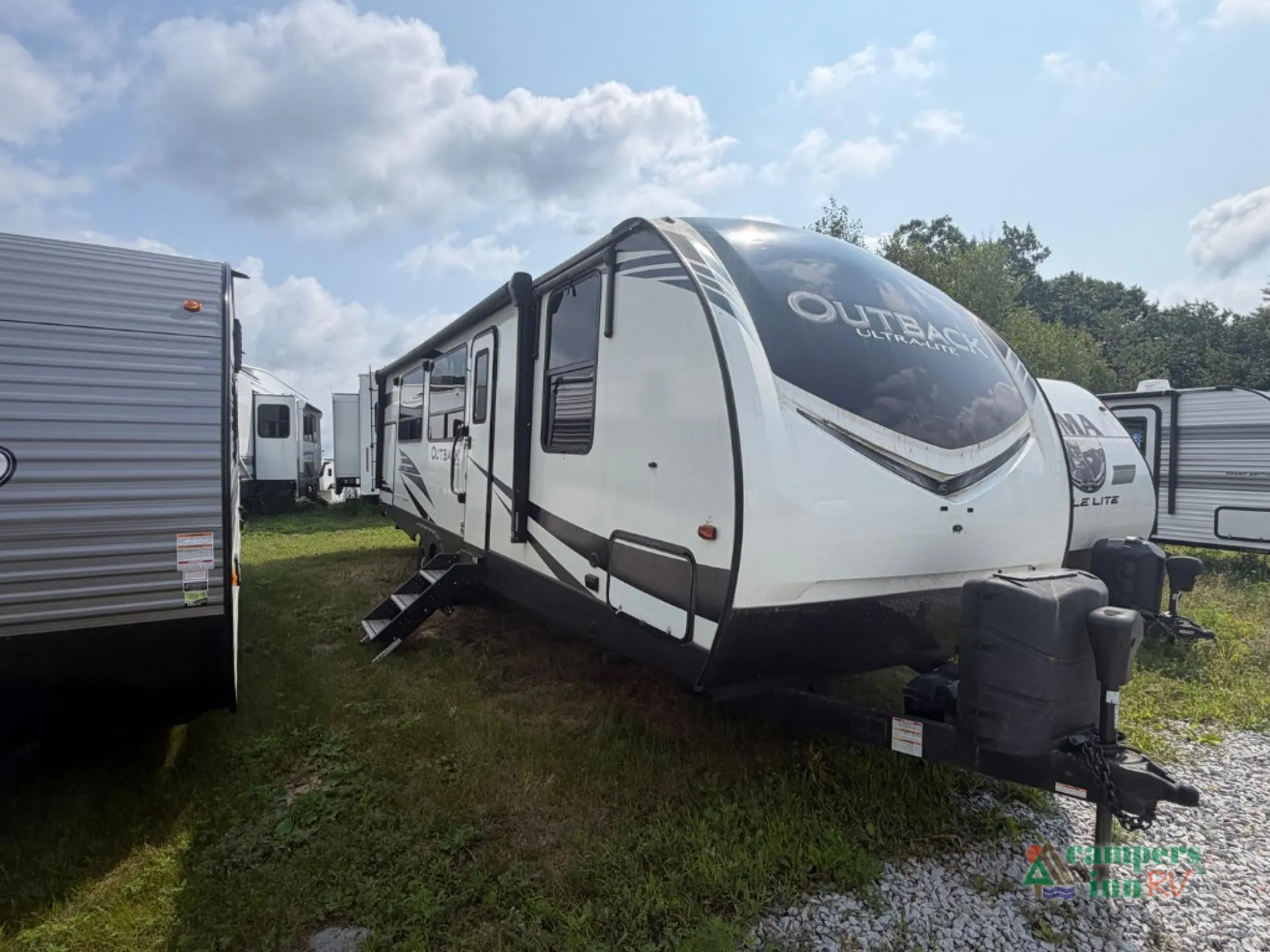 2020 Keystone Outback Ultra-Lite 280URB - Photo 2
