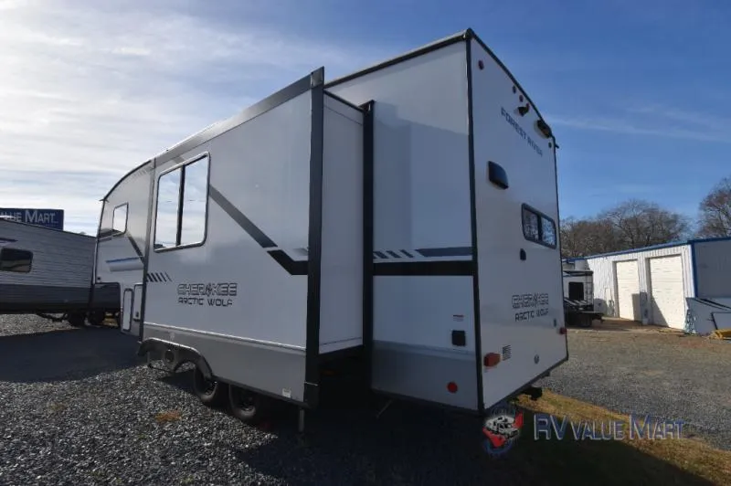 2025 Forest River Cherokee Arctic Wolf 23MLE - Photo 4