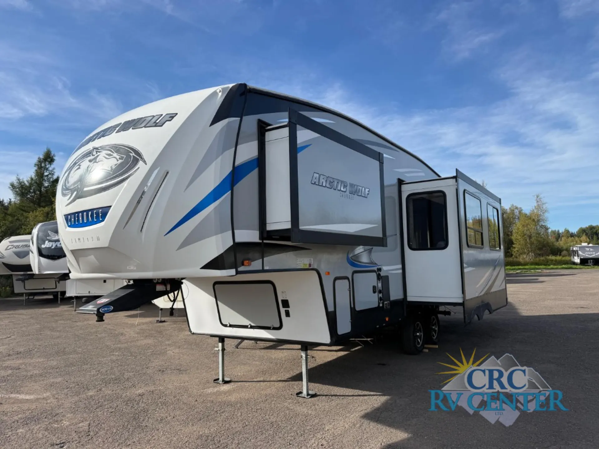 2020 Forest River Cherokee Arctic Wolf 245RK4 - Photo 4