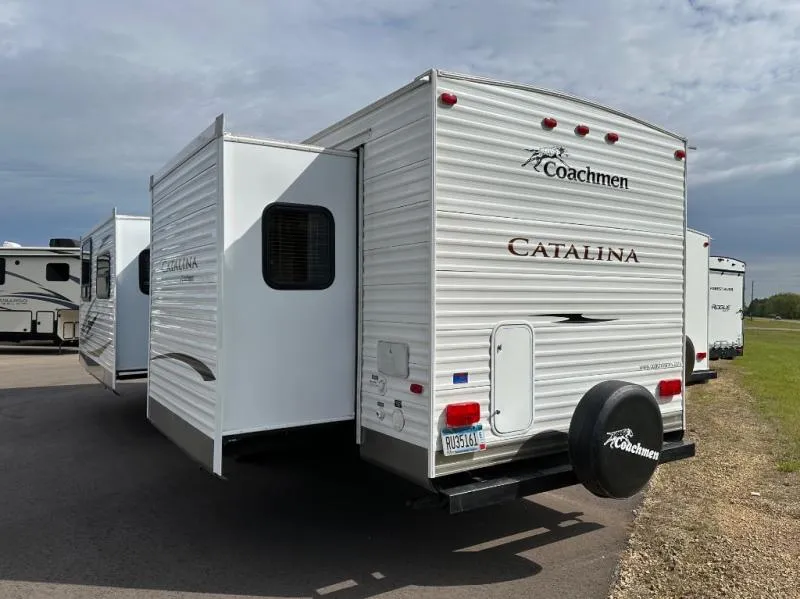 2012 Coachmen Catalina 30FKDS - Photo 4