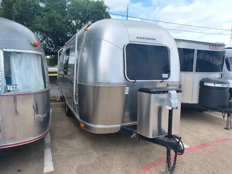 2008 Airstream Safari 22FB - Photo 2