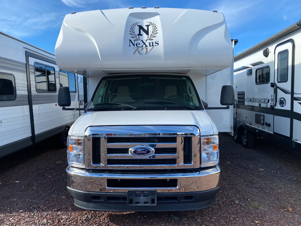 2023 Nexus Triumph 31T - Photo 4