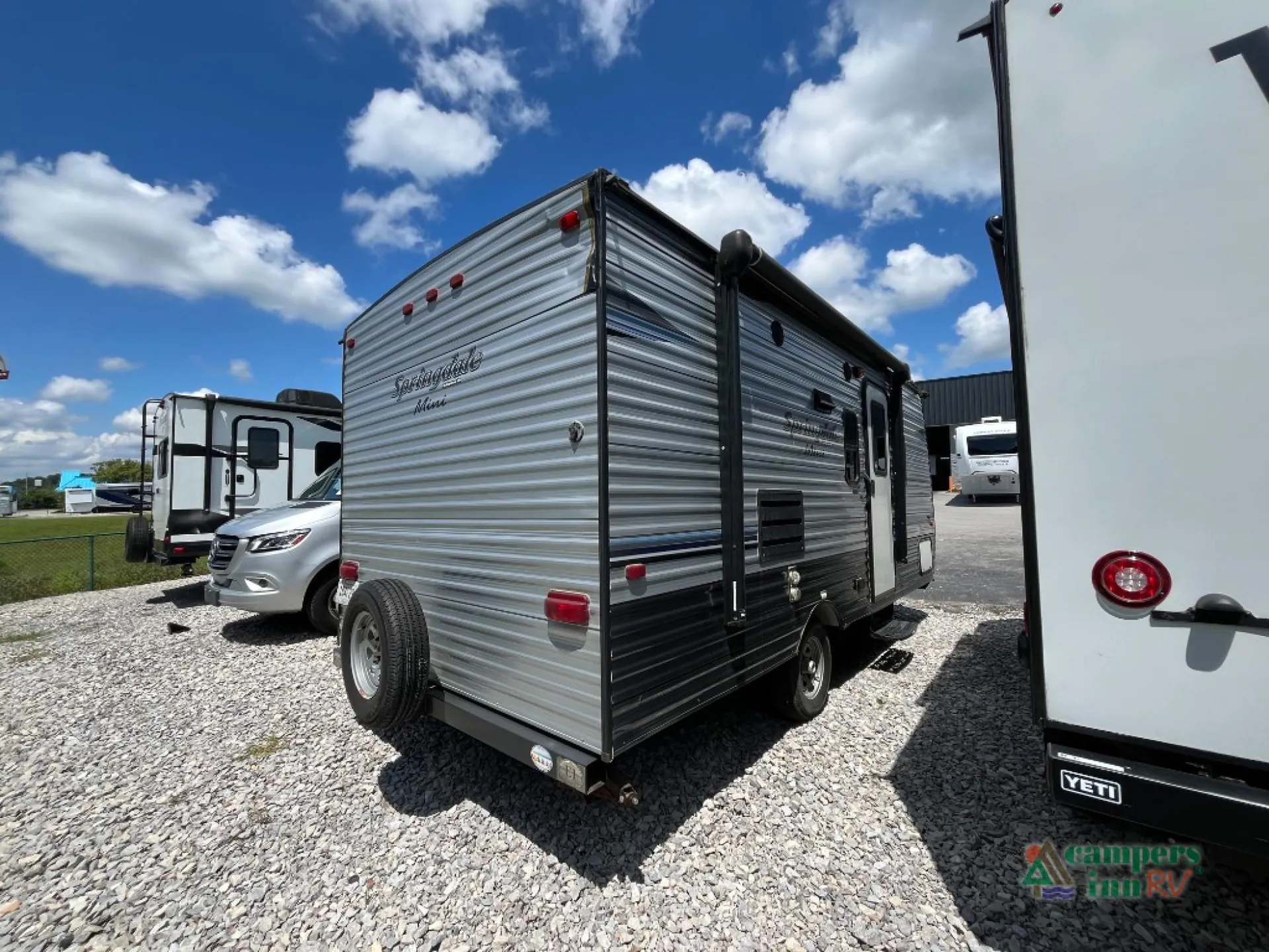 2019 Keystone Springdale Mini 1790FQ - Photo 4