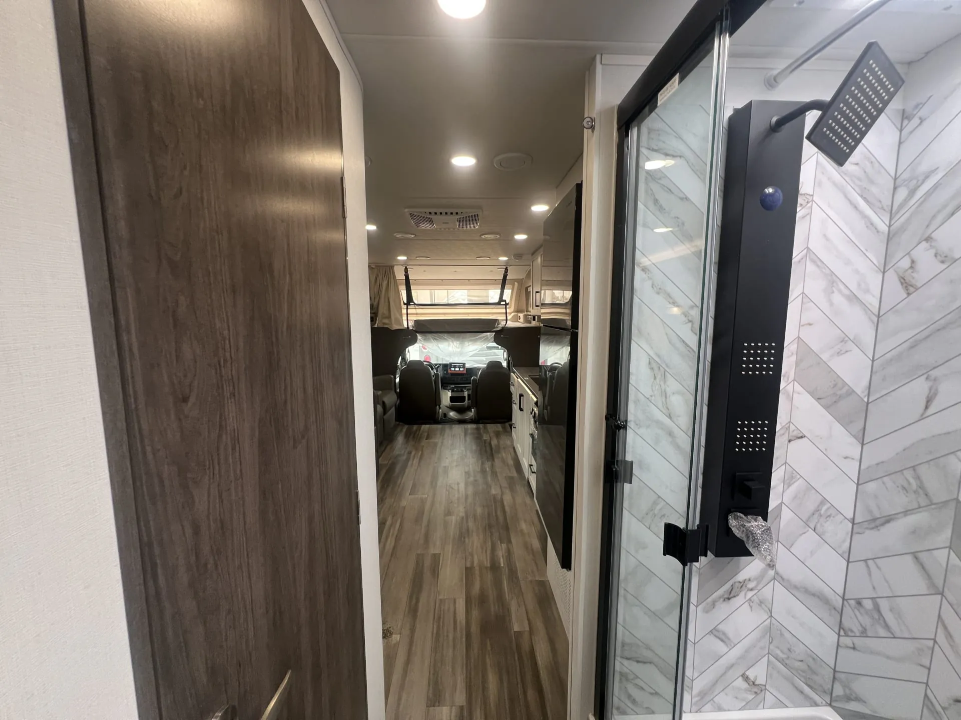 2026 Jayco Greyhawk 29MV - Photo 4