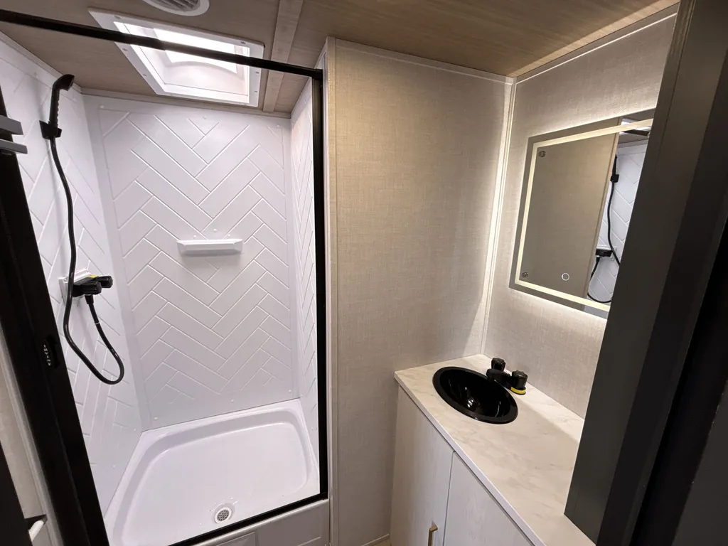 2026 Forest River Vibe 3400XL, Photos photo 26