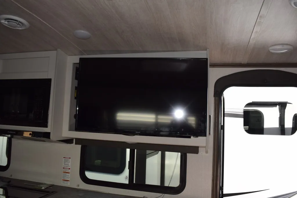 2022 Keystone Cougar Half-Ton 30BHS, Photos photo 17