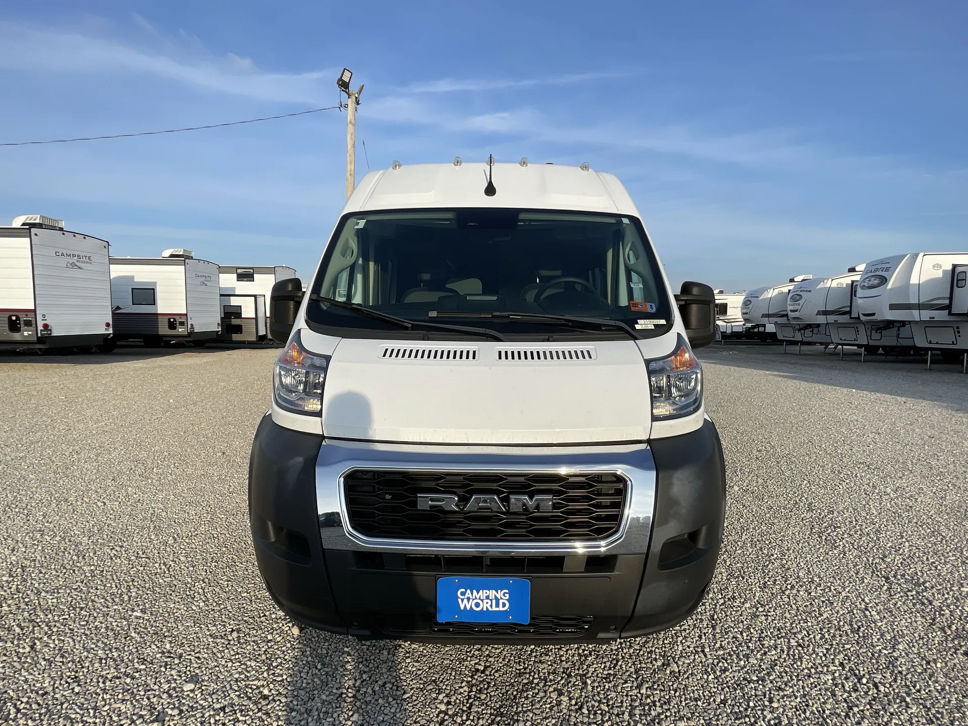 2022 Thor Motor Coach Twist 2JB — front