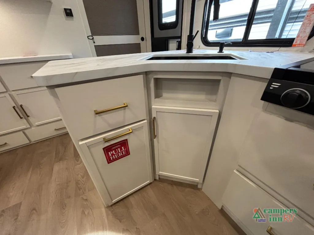 2027 Grand Design Transcend 335BHT, Photos photo 38