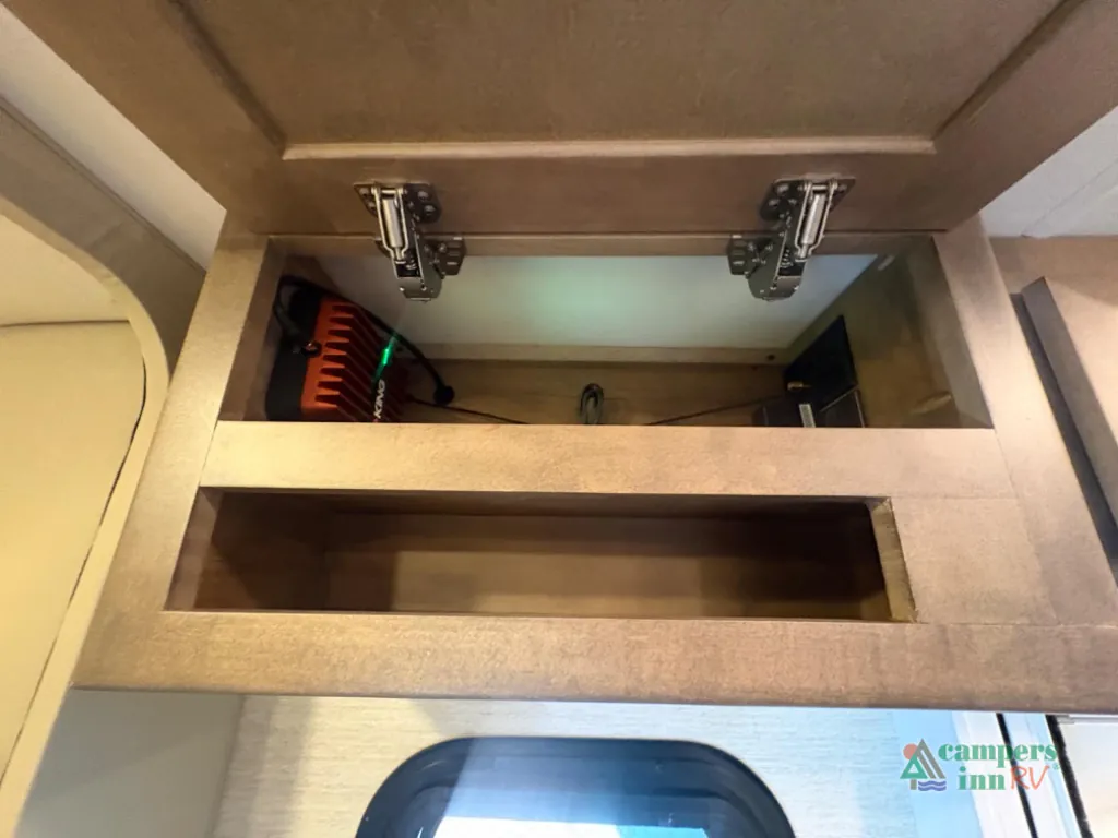 2024 Tiffin Wayfarer 25 RLW, Photos photo 16