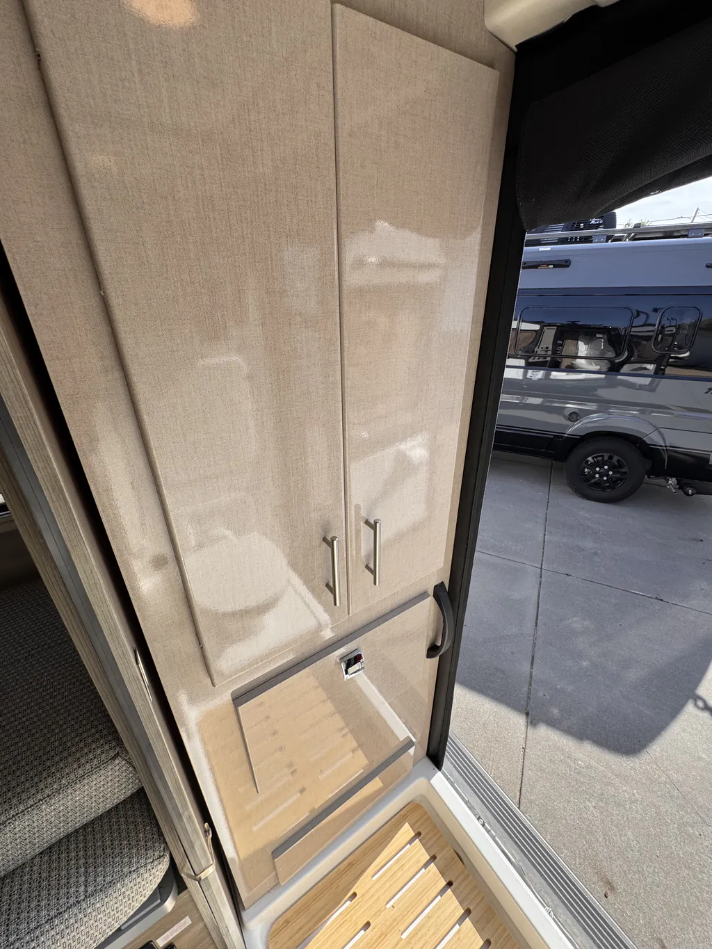 2024 Winnebago Travato 59KL, Photos photo 16