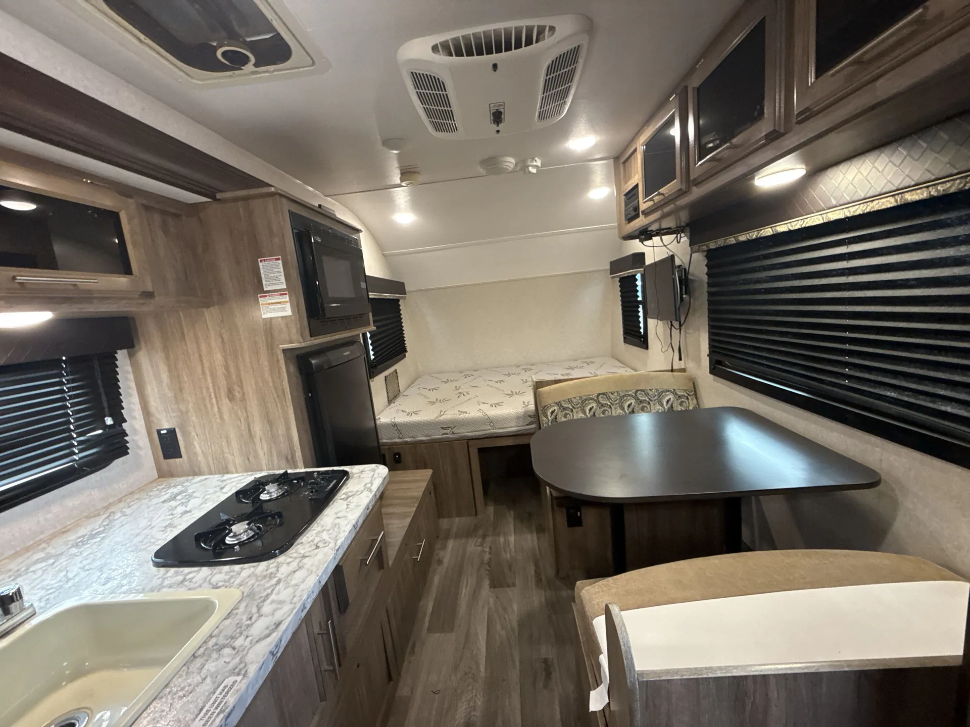 2018 Jayco Hummingbird 17RB — living area main