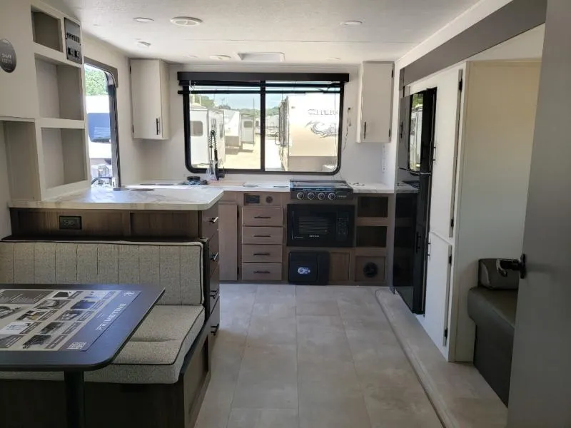 2027 Prime Time Tracer 235RK - Photo 3