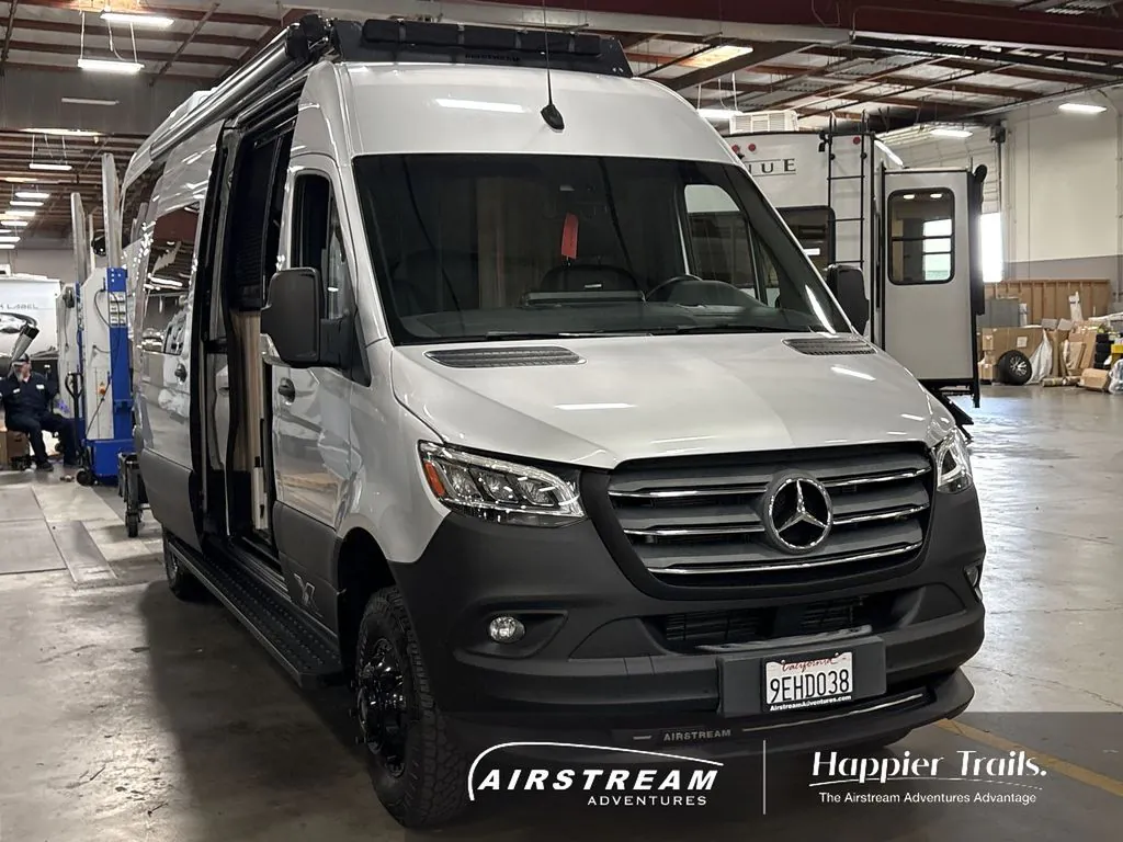 2023 Airstream Interstate 24X - Photo 2