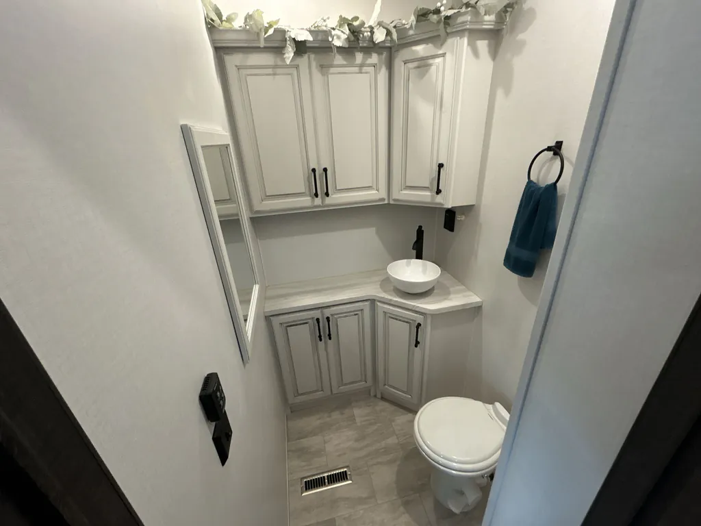 2023 Keystone Montana 3901RK, Photos photo 22