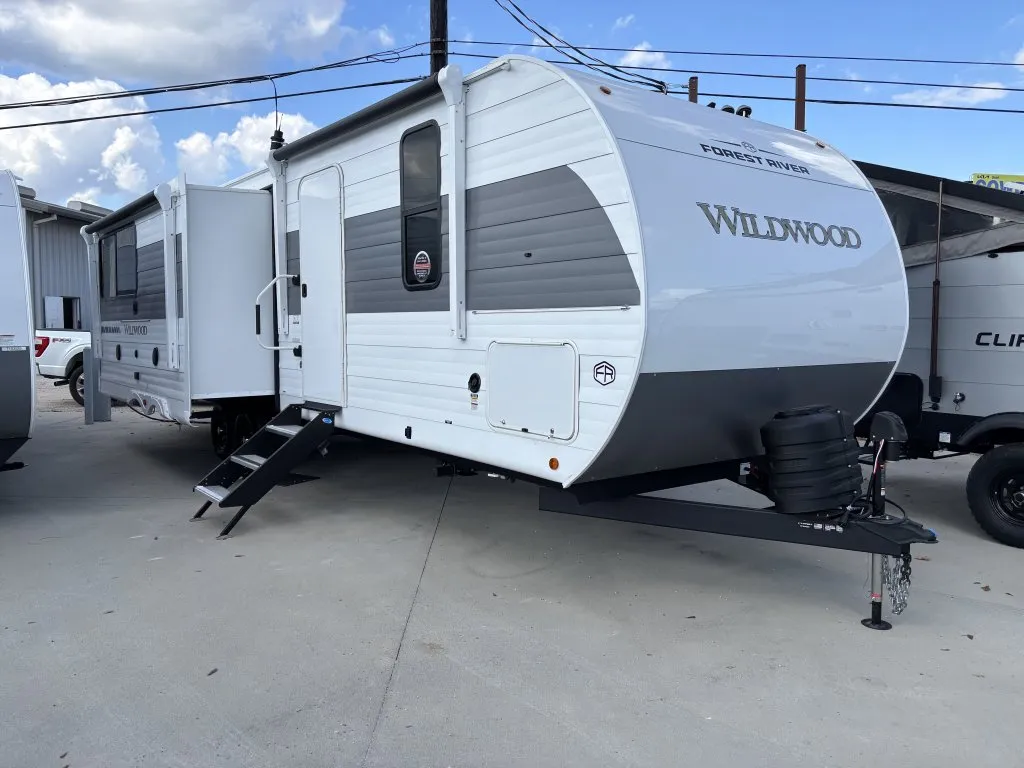 2022 Forest River WILDWOOD 280RTX - Photo 2