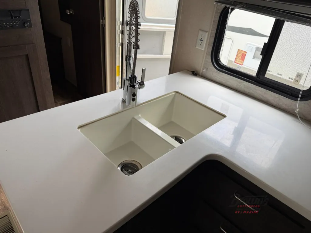 2019 Forest River Wildwood 31KQBTS, Photos photo 15