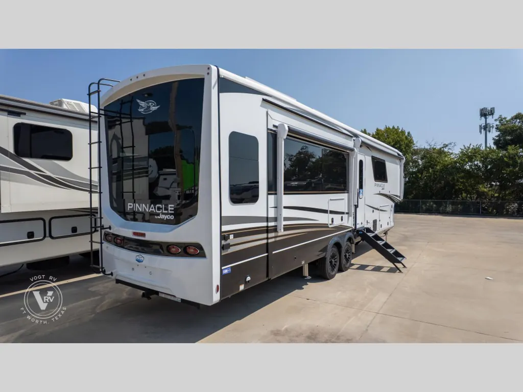 2026 Jayco Pinnacle 36FBTS, Photos photo 10