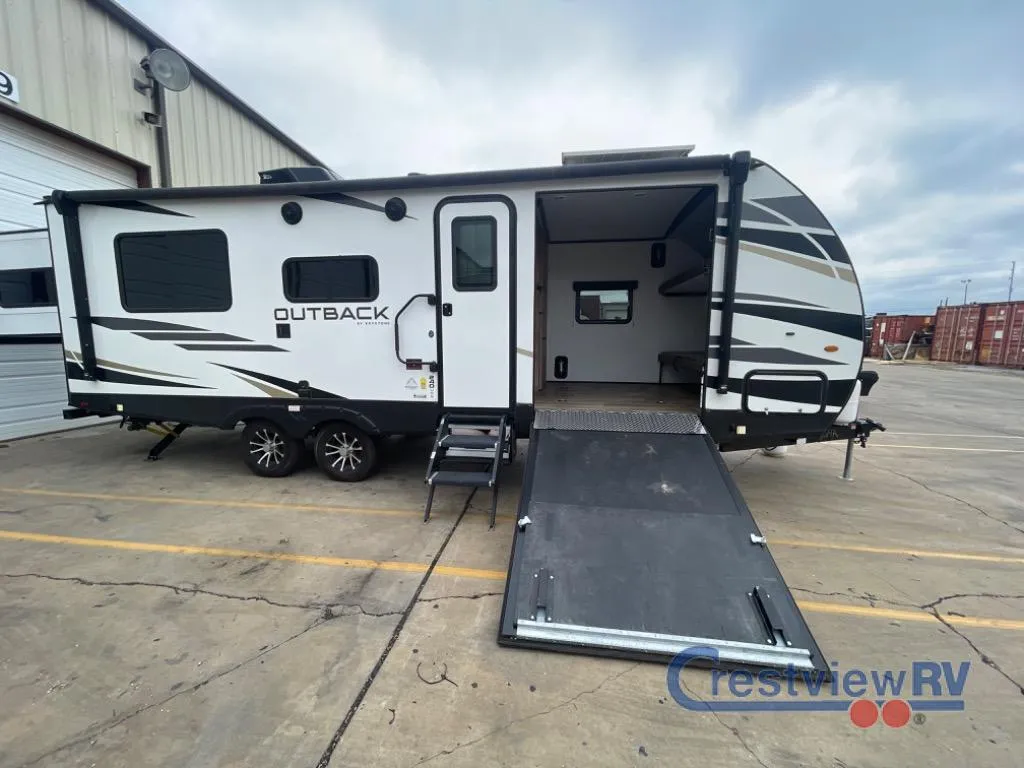 2023 Keystone Outback Ultra Lite 240URS - Photo 4