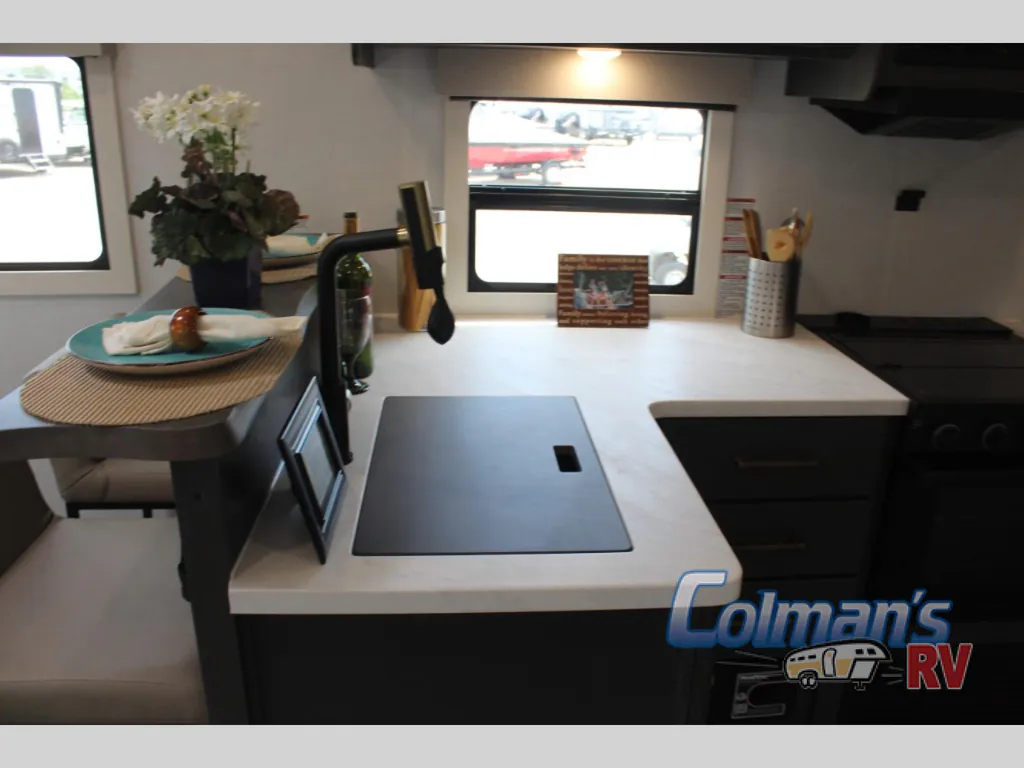 2027 Forest River Surveyor Legend 202RBLE, Photos photo 14