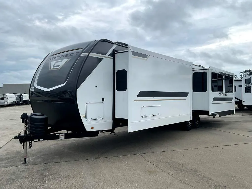 2026 KZ RV Connect C333RLK - Photo 4