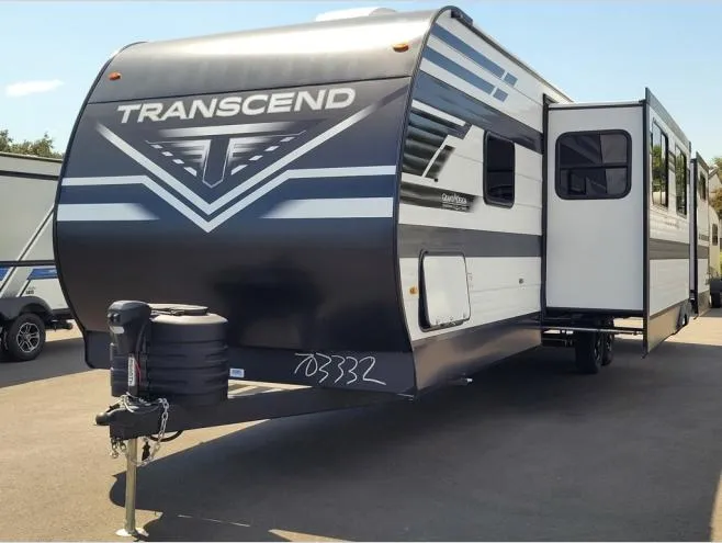 2026 Grand Design Transcend 325BHT - Photo 4