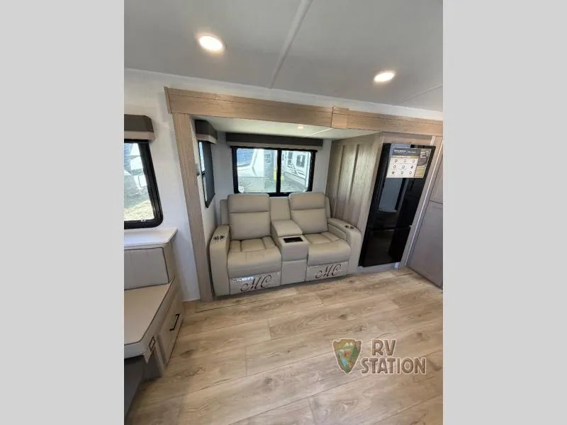 2026 Forest River Rockwood Ultra Lite 2618RD - Photo 4