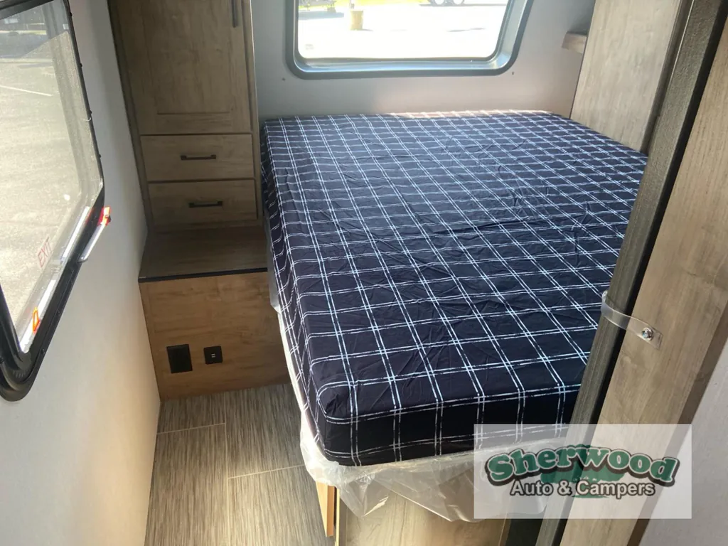 2024 Coachmen Freedom Express Ultra Lite 258BHS, Photos photo 21